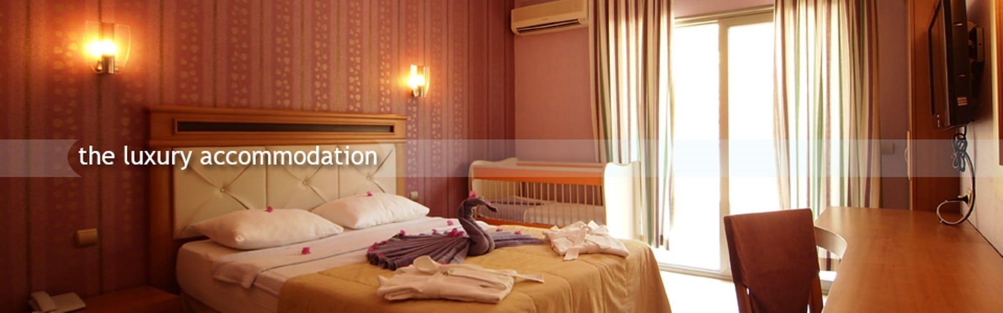 Costa Mare Suites 말마리스 외부 사진