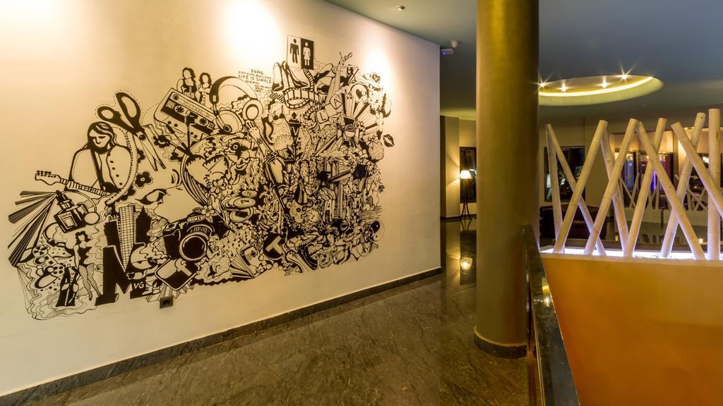 Costa Mare Suites 말마리스 외부 사진