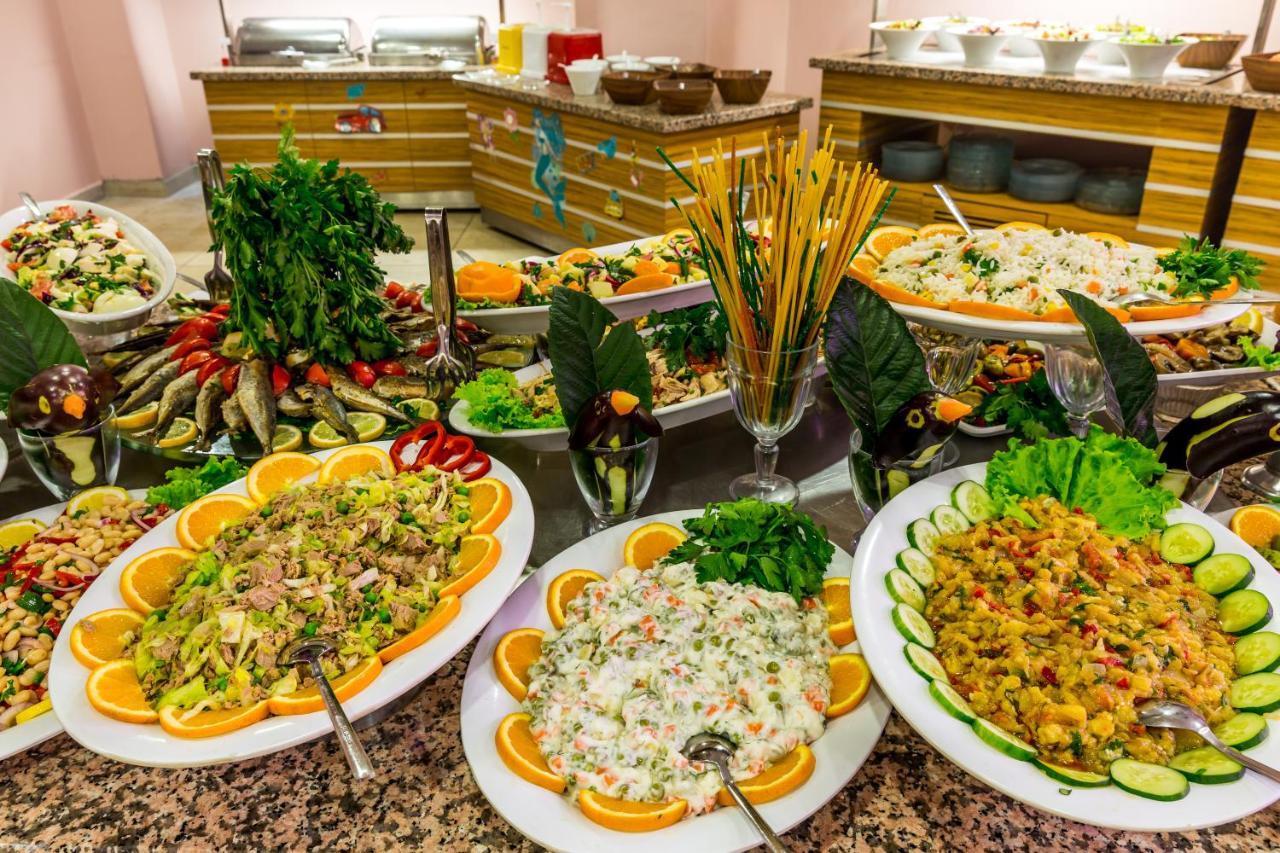 Costa Mare Suites 말마리스 외부 사진